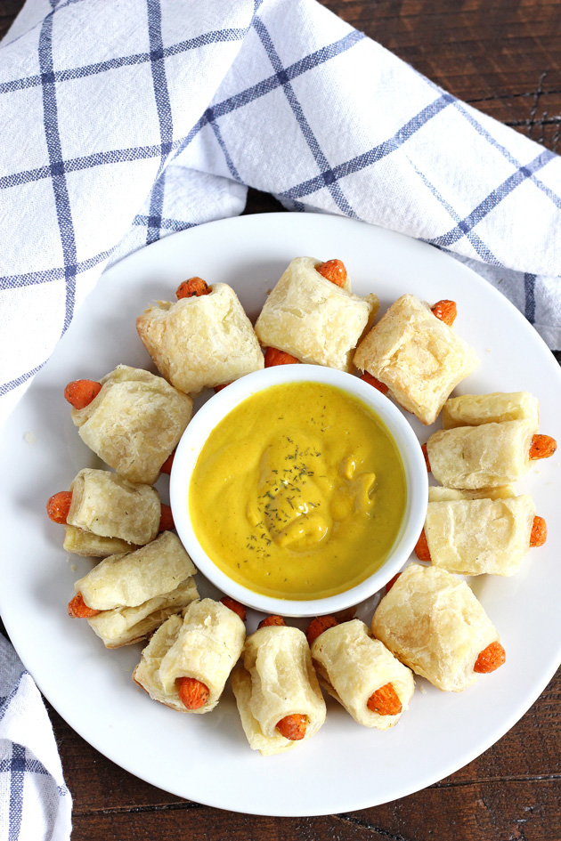 Vegan snacks for kids carrots in a blanket